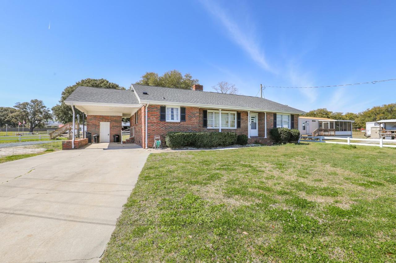 Spacious Home With Waterfront View-Welcome Pets Sneads Ferry Bagian luar foto